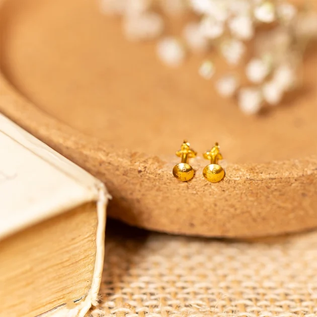 3 Stone Embellishment - Image 3
