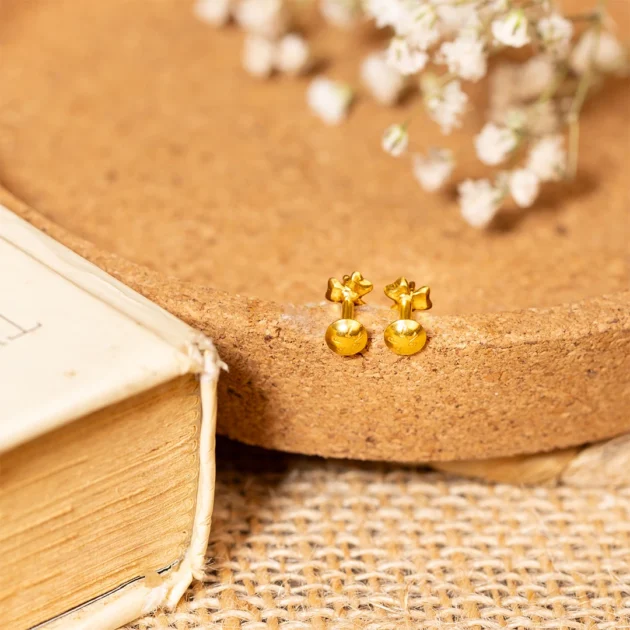 Single Stone Embellishment - Image 3