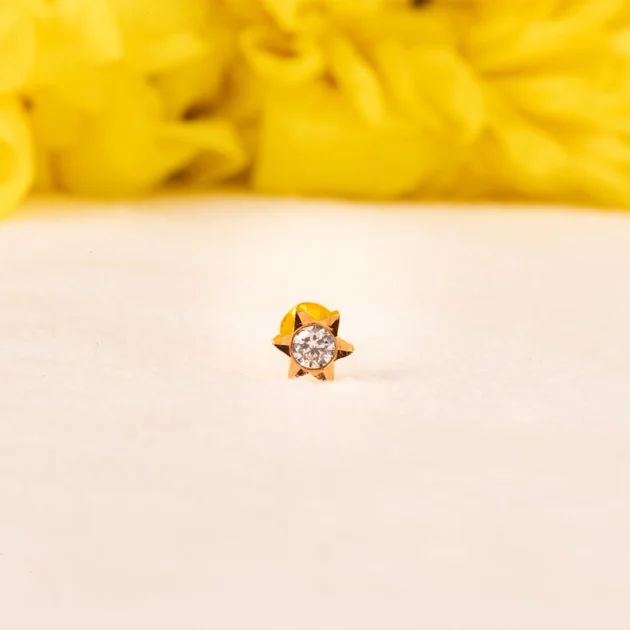 Tara Blink Nose Pin